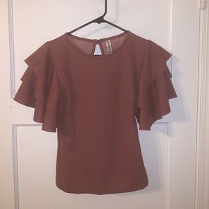 Mauve Top with tiered sleeves